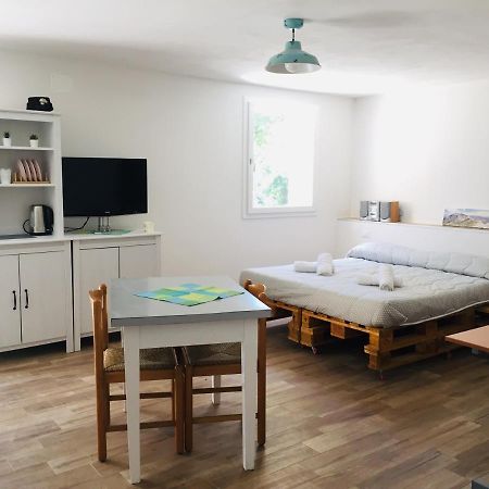 B&B I Falchi Pellegrini Монцуно Экстерьер фото