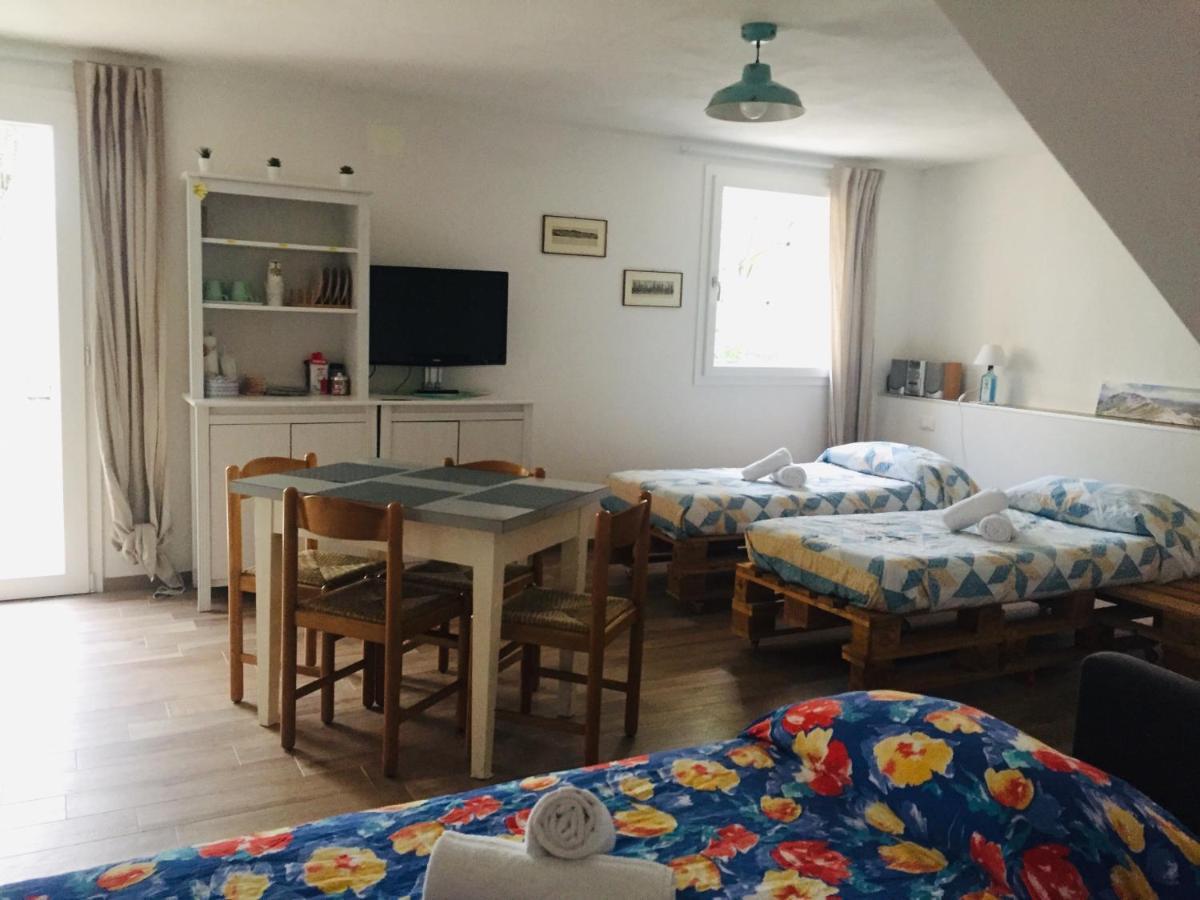 B&B I Falchi Pellegrini Монцуно Экстерьер фото